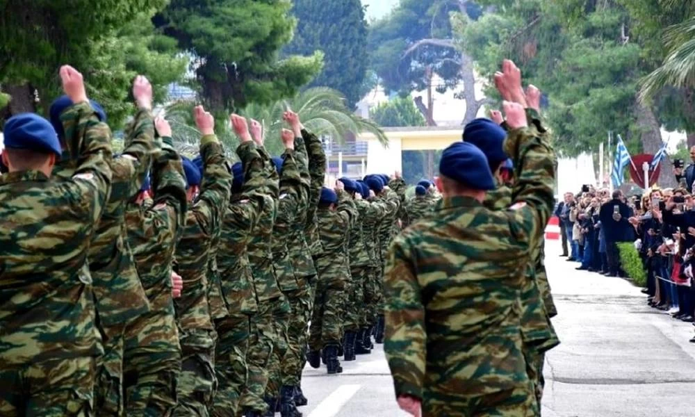 Βγήκε η προκήρυξη για πρόσληψη 1.000 ΕΠΟΠ στο Στρατό Ξηράς – Δείτε τα προσόντα και τις θέσεις